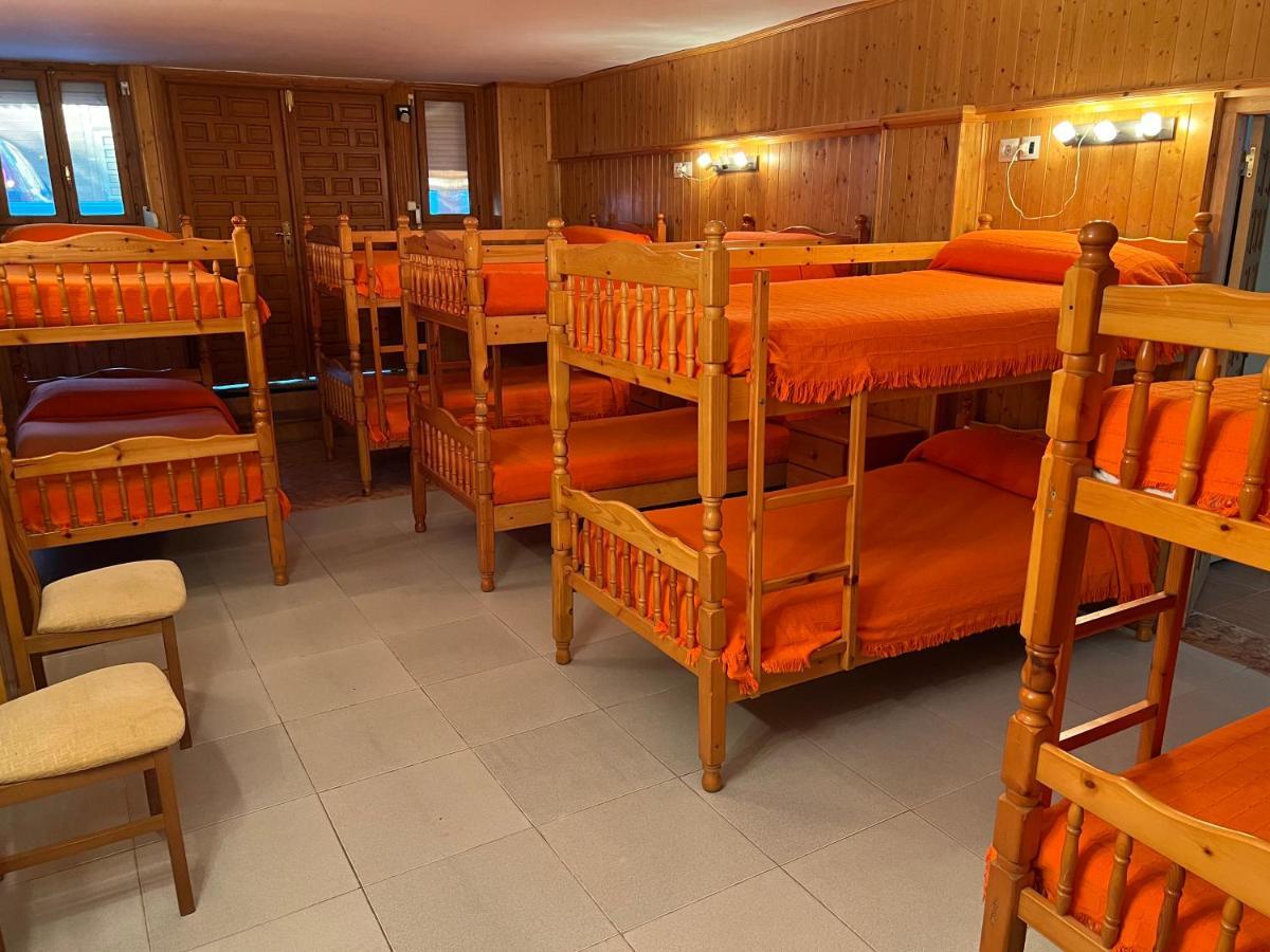 Bungalows & Albergue La Playa 洛格罗尼奥 外观 照片