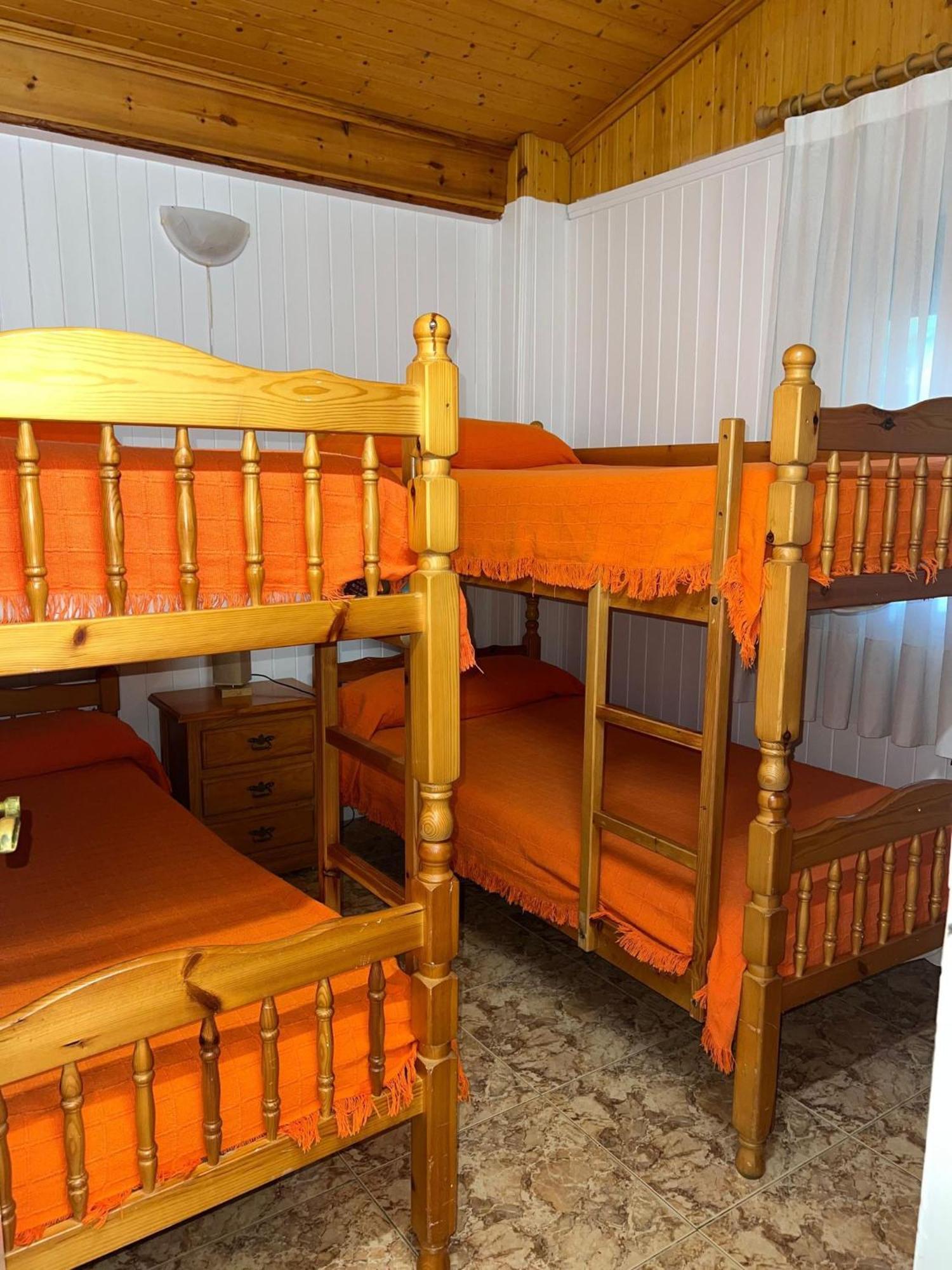 Bungalows & Albergue La Playa 洛格罗尼奥 外观 照片